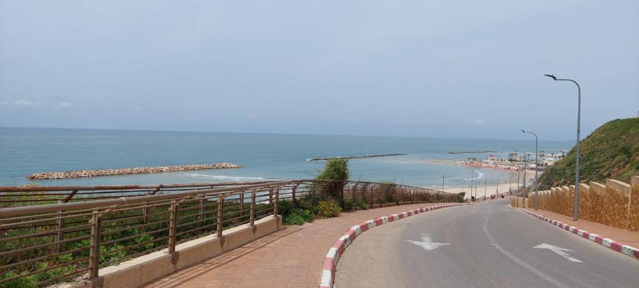 הנביאים 1 נתניה Naveim Apartment Dış mekan fotoğraf